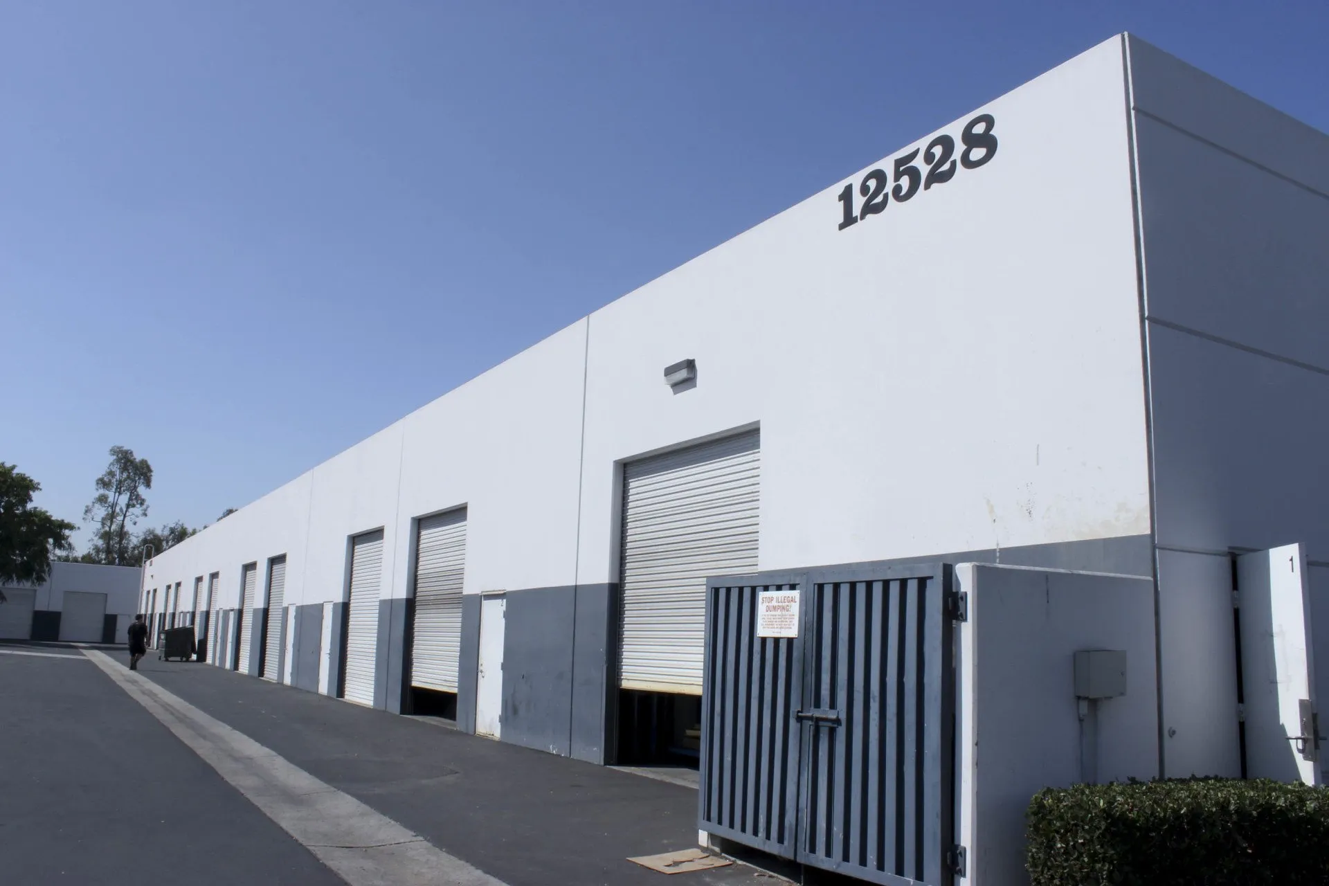 You are currently viewing How Often Should Commercial Buildings Be Repainted?